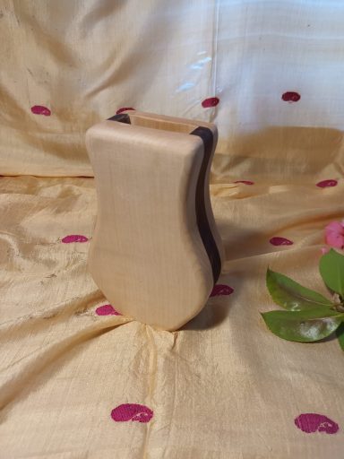 Holzvase 10€