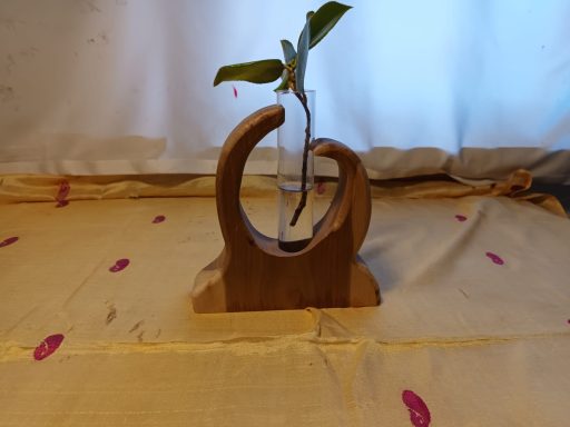 Holzblumenvase 15€