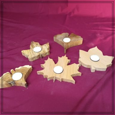 Holzblätter für Teelichter- je  5€